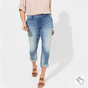 EXCELLENT CONDITION WOMEN’S SIZE 16 TORRID CROP BOYFRIEND VINTAGE STRETCH JEANS